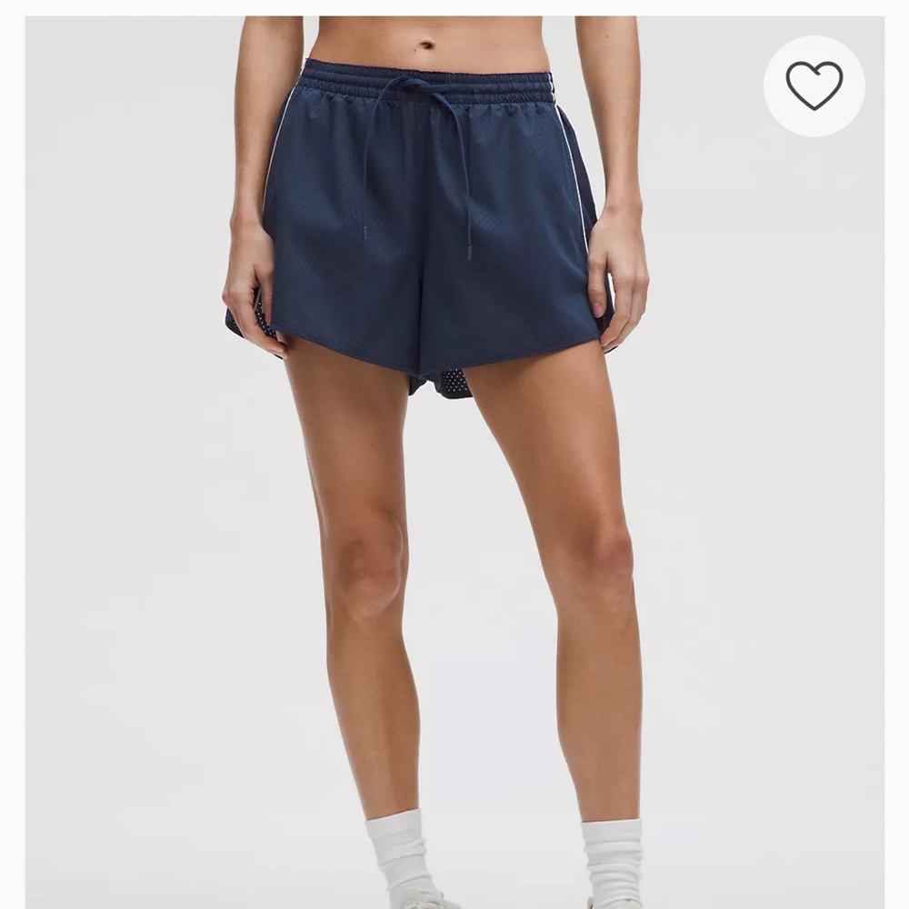SOLD OUT Lululemon Court Rival High-Rise Short 3" Perforated (Like New - Size 6)